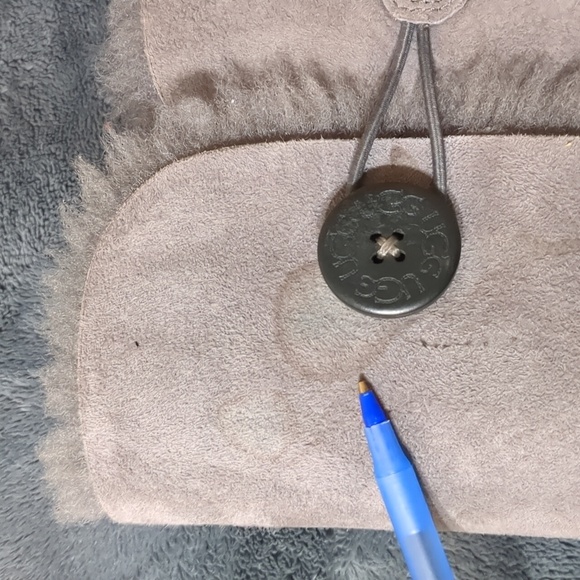 UGG BAILEY BUTTON TRIPLET II GREY Leather BOOTS women size 8 - Picture 11 of 13